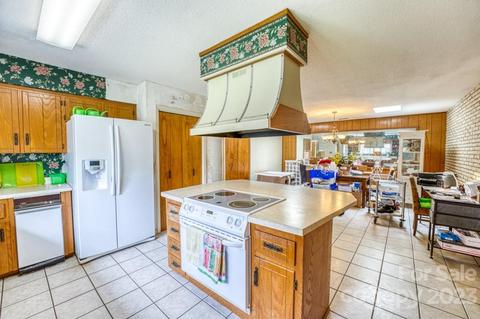 56 Suncrest Dr, Mars Hill, NC 28754 photo 18