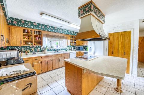 56 Suncrest Dr, Mars Hill, NC 28754 photo 20