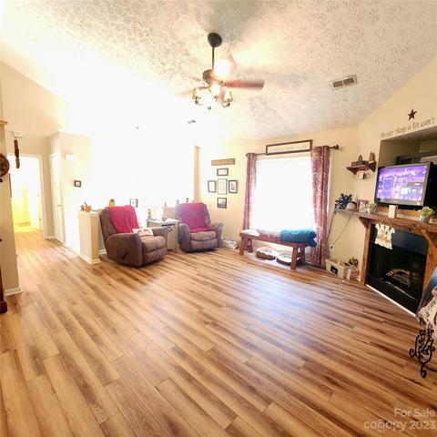 2210 Horizon Ct, Conover, NC 28613 photo 28