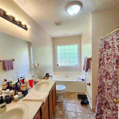 2210 Horizon Ct, Conover, NC 28613 photo 23