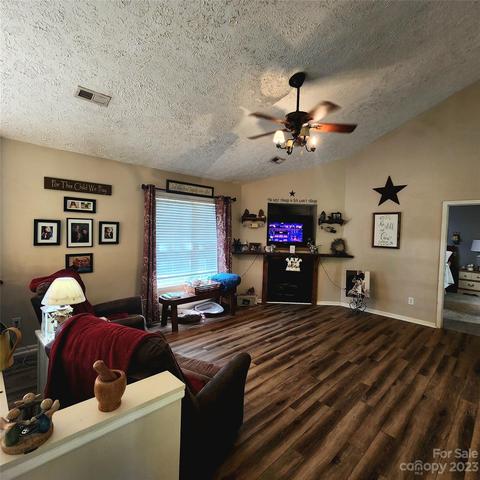 2210 Horizon Ct, Conover, NC 28613 photo 14