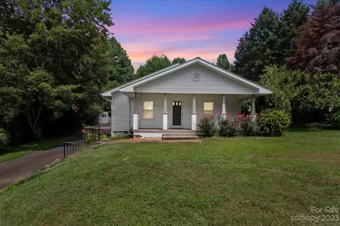206 W View St, Rutherfordton, NC 28139