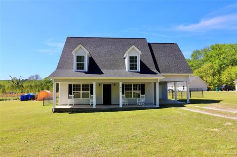 414 Elizabeth St, Jefferson, SC 29718