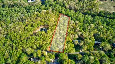 113 Saddletree Rd, Lincolnton, NC 28092