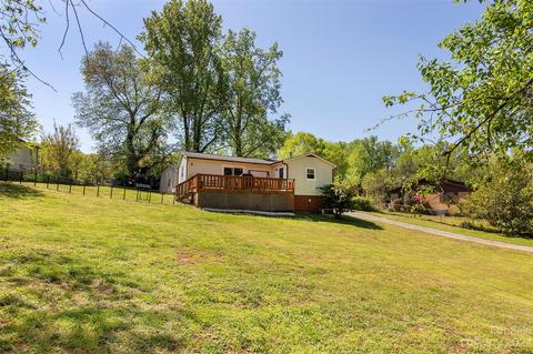 826 Honeywood Ln, Gastonia, NC 28056