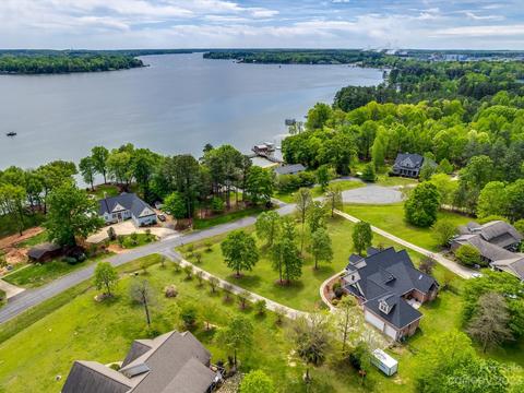 5321 Hudson Rd, Clover, SC 29710