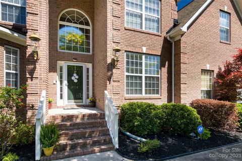 2118 Woodbend Trl, Tega Cay, SC 29708
