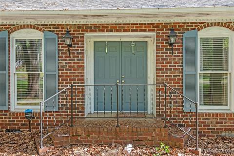 208 Travis Ln, Salisbury, NC 28146