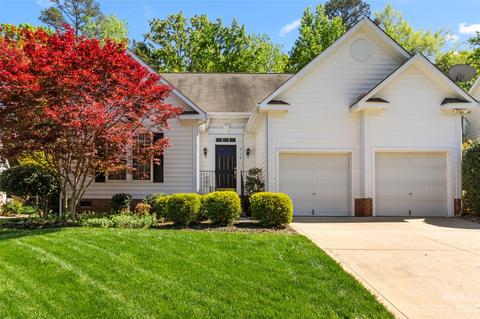 912 Cadogan Ct, Fort Mill, SC 29708 photo 2