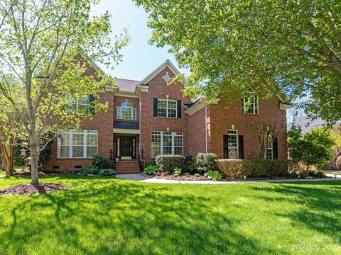 8715 Beaminster Pl, Waxhaw, NC 28173