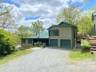 53 Bear Run Dr, Columbus, NC 28722