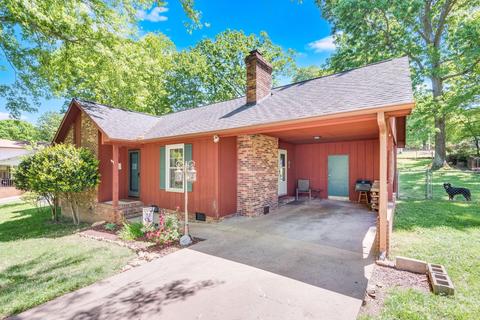 106 Aspen Dr, Gastonia, NC 28052