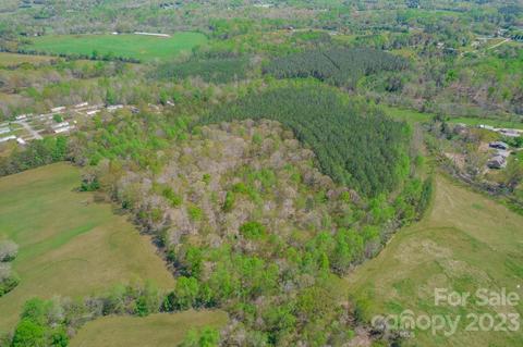 000 Bush Dr, Newton, NC 28613