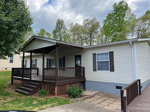 233 Harmony Dr #15, Nebo, NC 28761