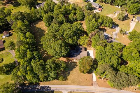 493 Tram Rd, Lancaster, SC 29720 photo 2