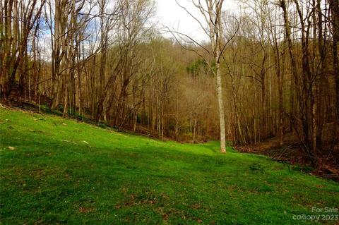 999 Sandman Rd, Madison, NC 28754