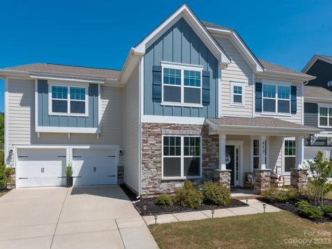 413 Hudson Pl, Davidson, NC 28036 photo 2