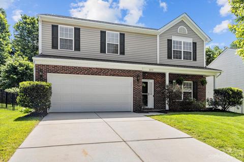 3253 Wicklow Ln, Clover, SC 29710