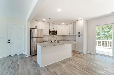 535 Central Ave, Locust, NC 28097 photo 9