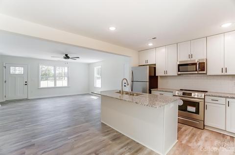 535 Central Ave, Locust, NC 28097 photo 4