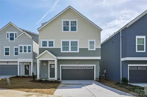 9014 Henry Thoreau Rd, Charlotte, NC 28214