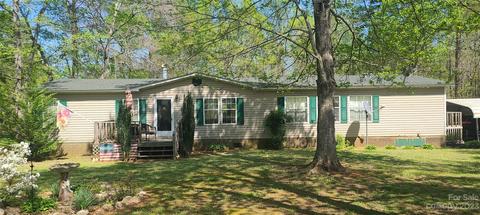 1232 Okeewemee Rd, Troy, NC 27371