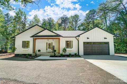 8812 Maggie Robinson Rd, Waxhaw, NC 28173