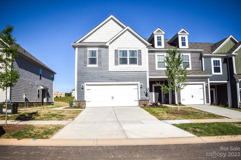 2748 Aubrey St, Monroe, NC 28110
