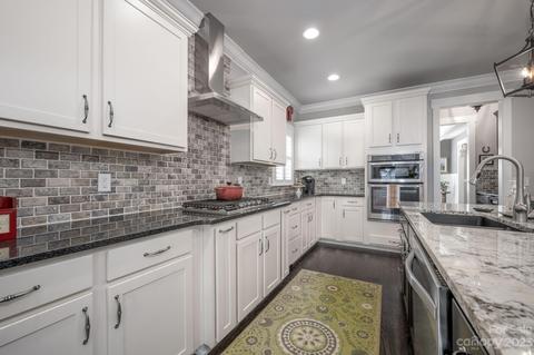 424 Potts St, Davidson, NC 28036 photo 17
