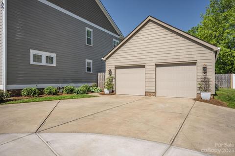 424 Potts St, Davidson, NC 28036 photo 4