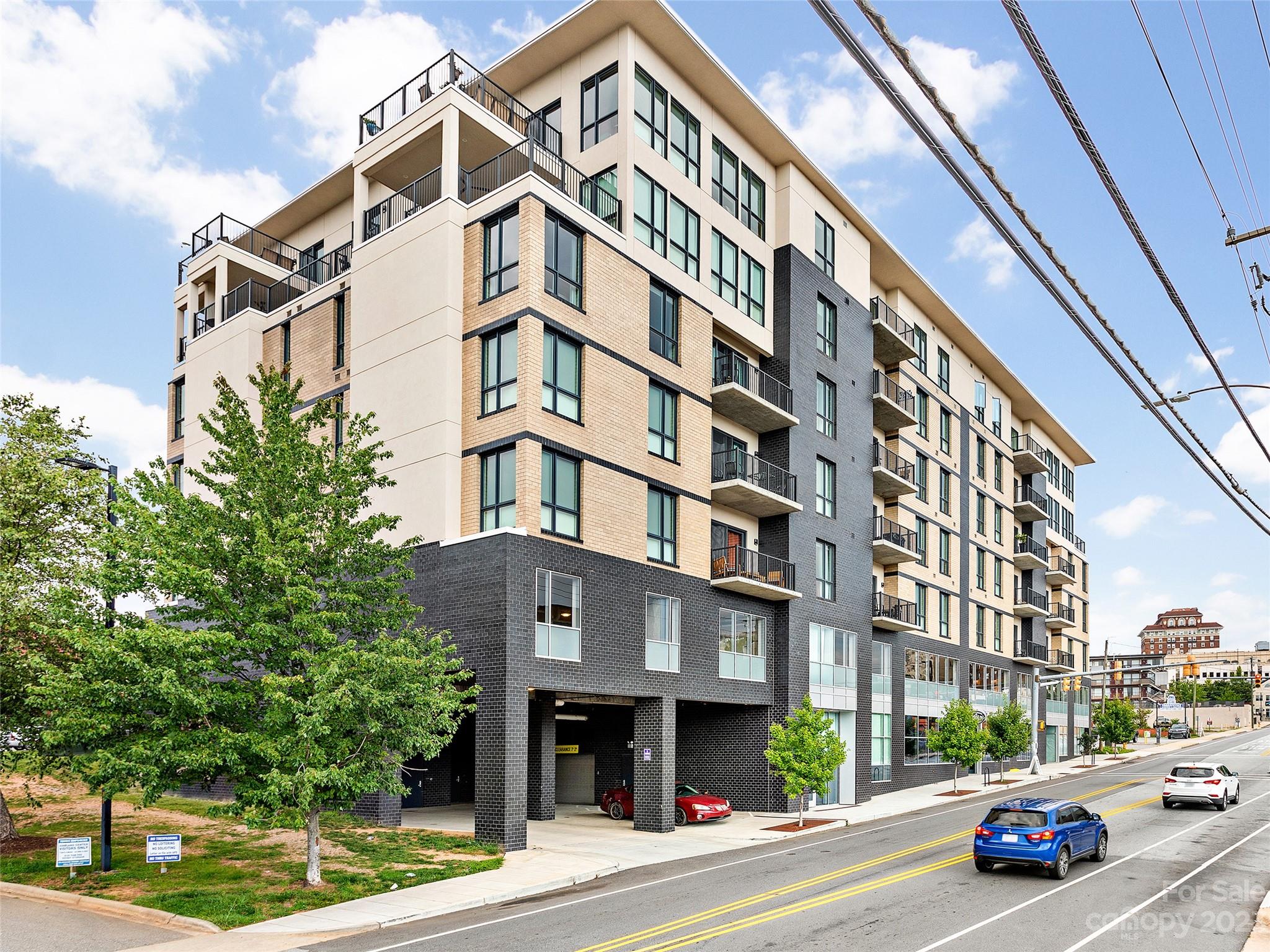 45 Asheland 304 Ave Unit 304  