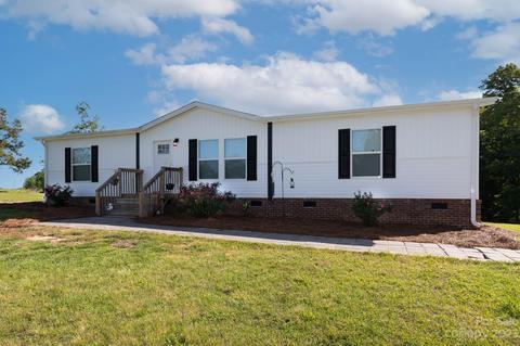 1975 Evans Dr, Lancaster, SC 29720