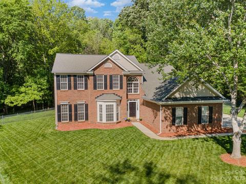 6105 Blackgate Ct, Waxhaw, NC 28173