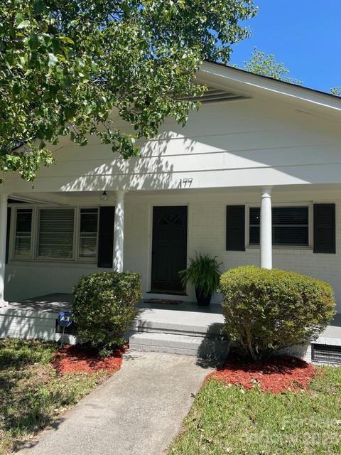 177 W Elliott St, Chester, SC 29706