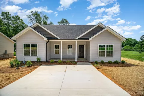 269 S Circle NW, Concord, NC 28027