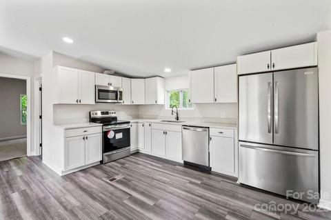 268 Hemlock Rd, Cleveland, NC 27013