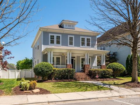 16832 Summers Walk Blvd, Davidson, NC 28036