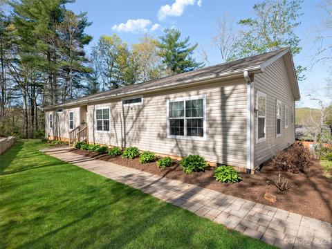 32 Enochs Way, Fletcher, NC 28732