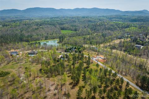 3610 Cornwell Dr, Morganton, NC 28655