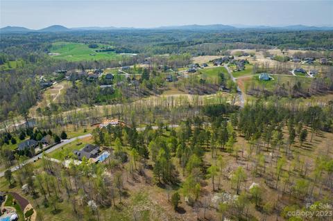 3610 Cornwell Dr, Morganton, NC 28655 photo 2