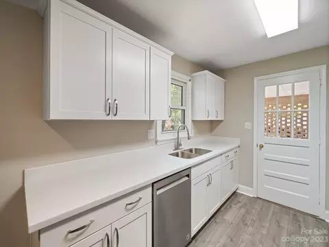 2515 3rd Nw Ave NW, Hickory, NC 28601 photo 13