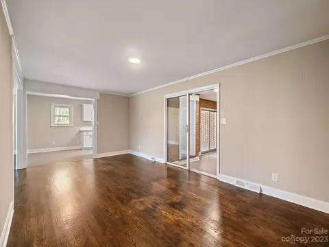 2515 3rd Nw Ave NW, Hickory, NC 28601 photo 16