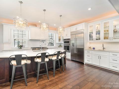 473 S Main St, Davidson, NC 28036 photo 8