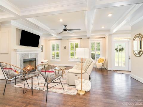 473 S Main St, Davidson, NC 28036 photo 3