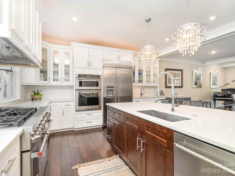 473 S Main St, Davidson, NC 28036 photo 7