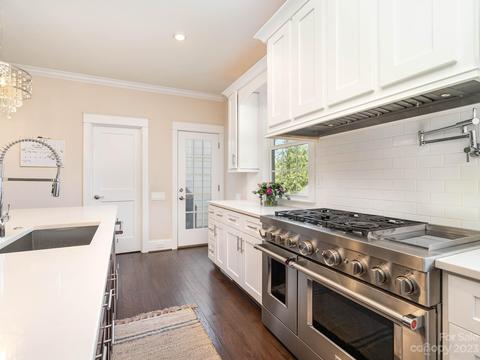 473 S Main St, Davidson, NC 28036 photo 6
