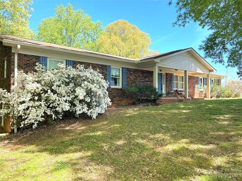 600 10th Sw St SW, Conover, NC 28613