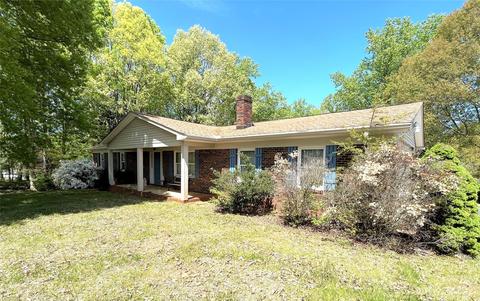600 10th Sw St SW, Conover, NC 28613 photo 2