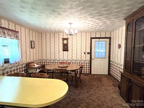 600 10th Sw St SW, Conover, NC 28613 photo 5