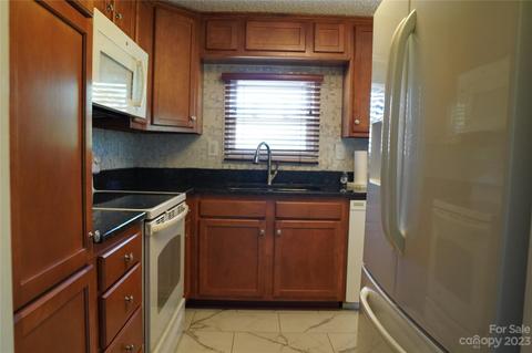 6722 Hickory Hill Dr, Trinity, NC 27370 photo 9